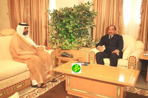 لقاء  ولد عبد العزيز للسفير القطري بنواكشوط