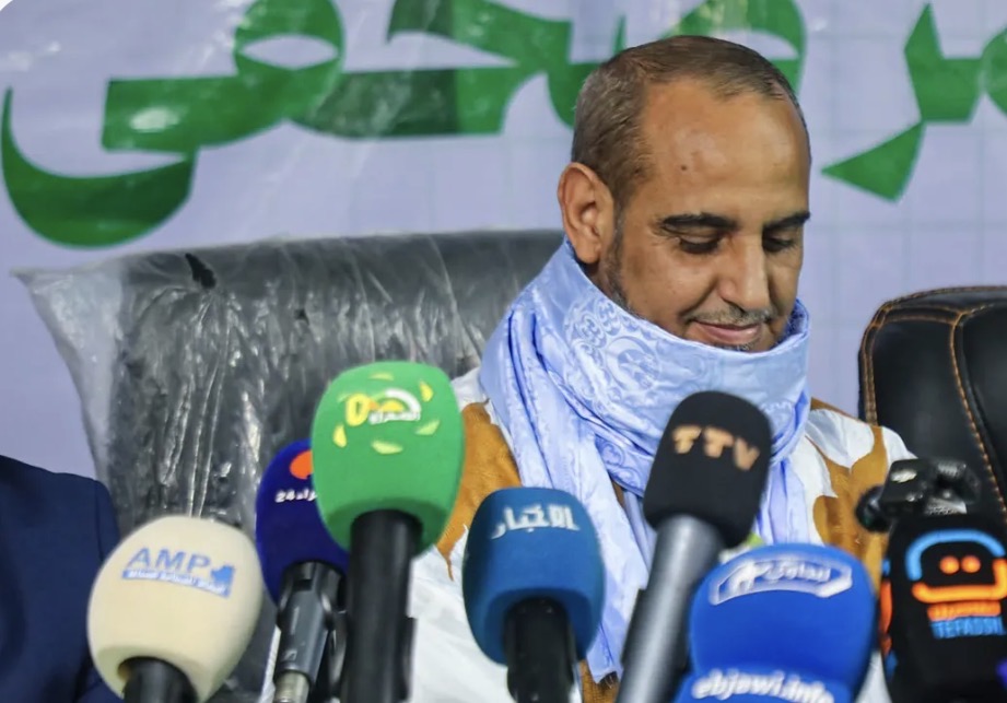 زعيم المعارضة: نرفض أي حل يدرج المأموريات موضوعا في الحوار